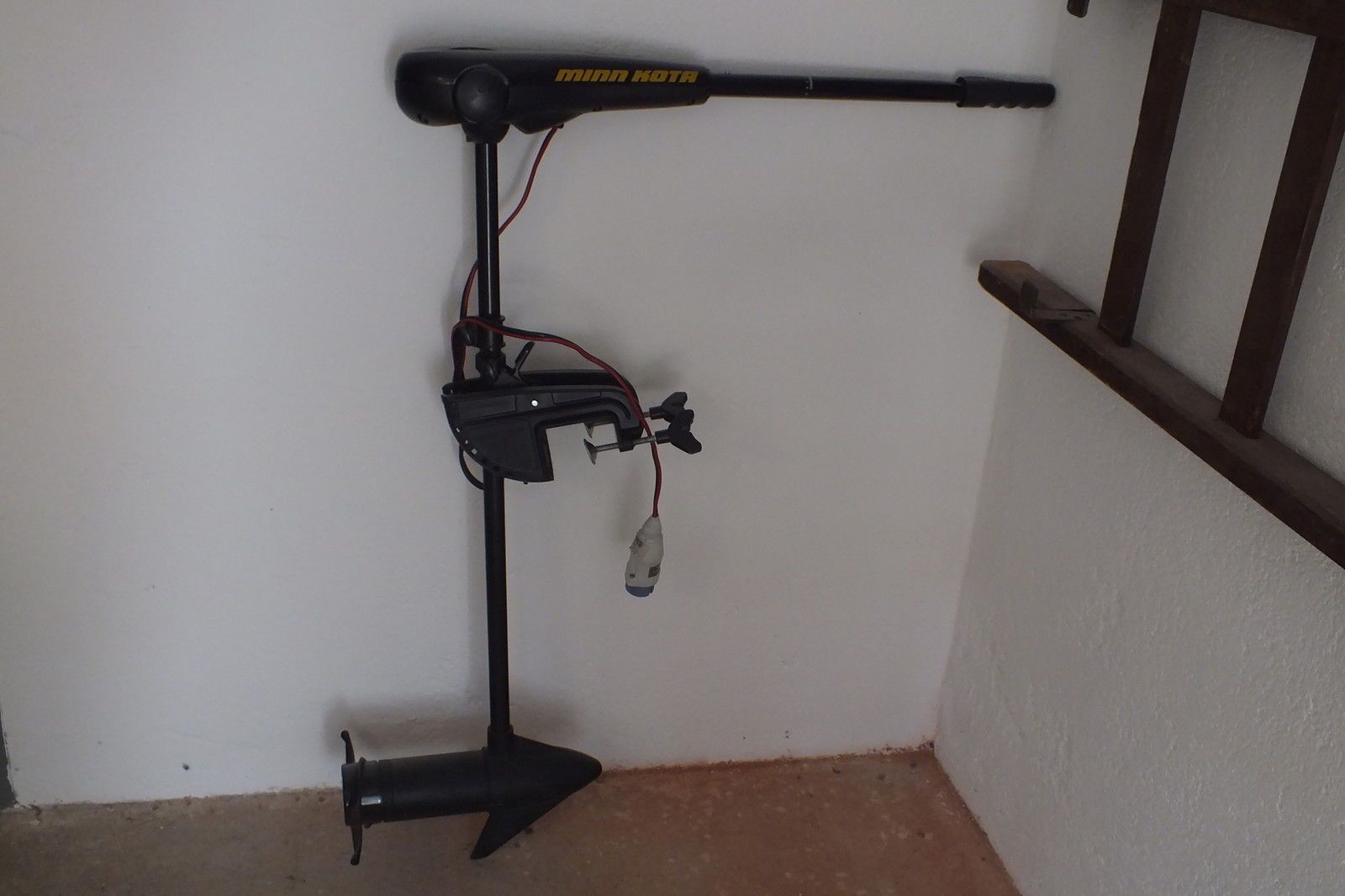 Angelboot, Ruderboot, Außenbordmotorboot