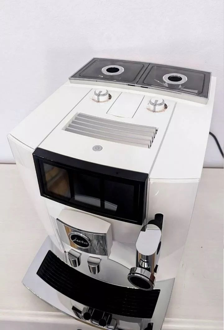 Kaffeevollautomat Jura J8