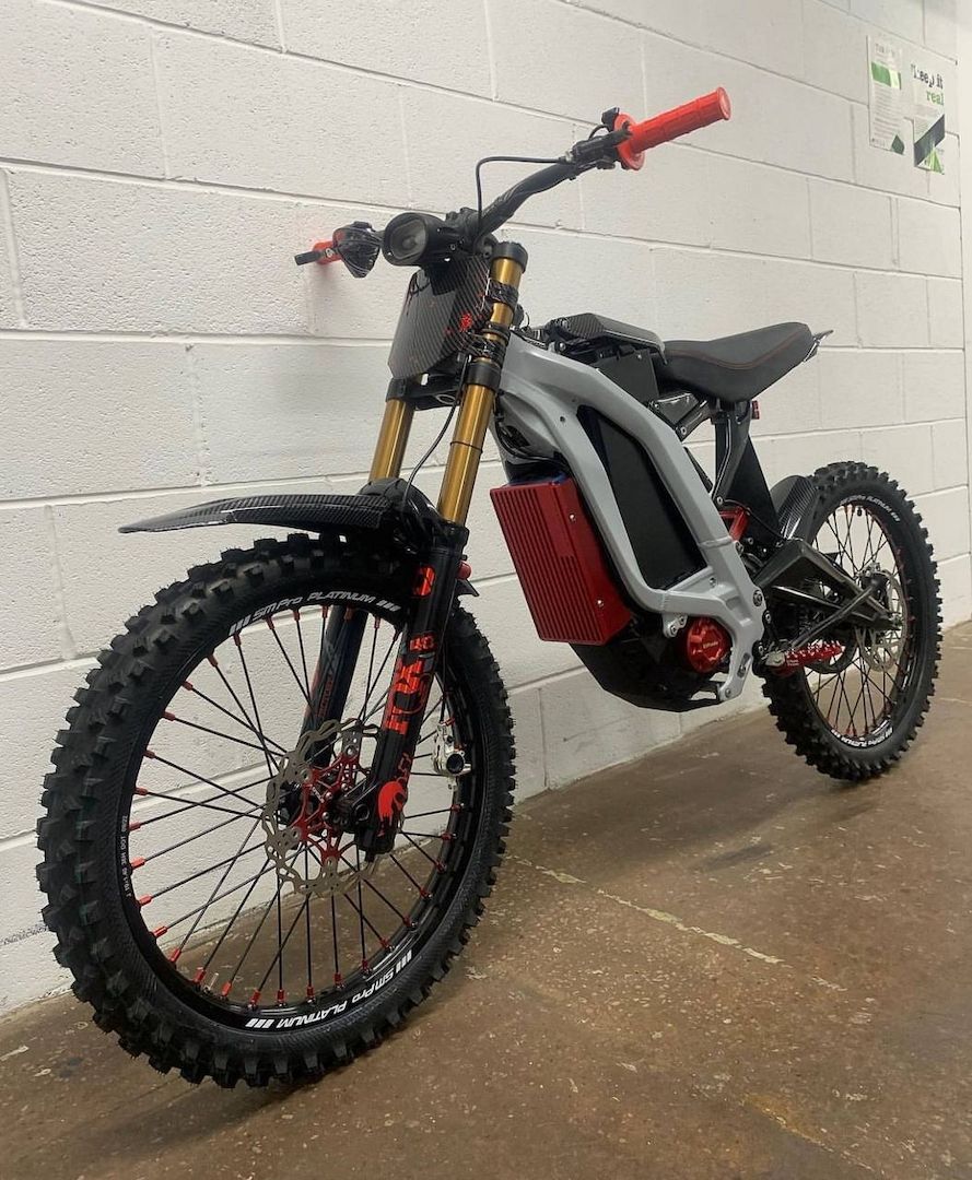 SUR-RON Light Bee Facelift 2024 X L1e Street Legal 40AH