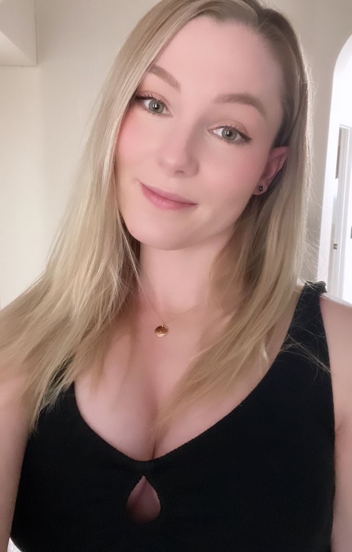 Es stehen freche bezahlte Begegnungen zur Verfügung