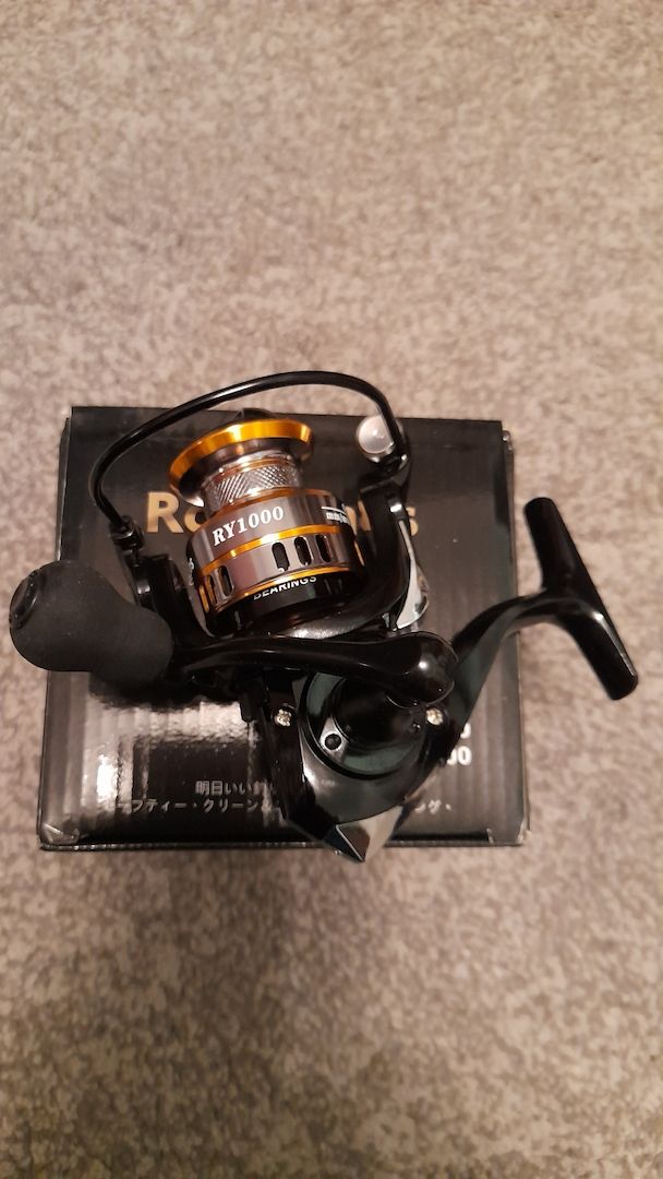 Angeln, Angelrolle , Angelrollen, Spinnrolle 