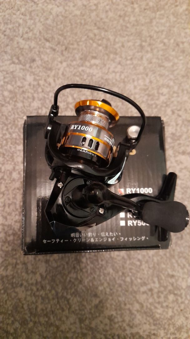 Angeln, Angelrolle , Angelrollen, Spinnrolle 