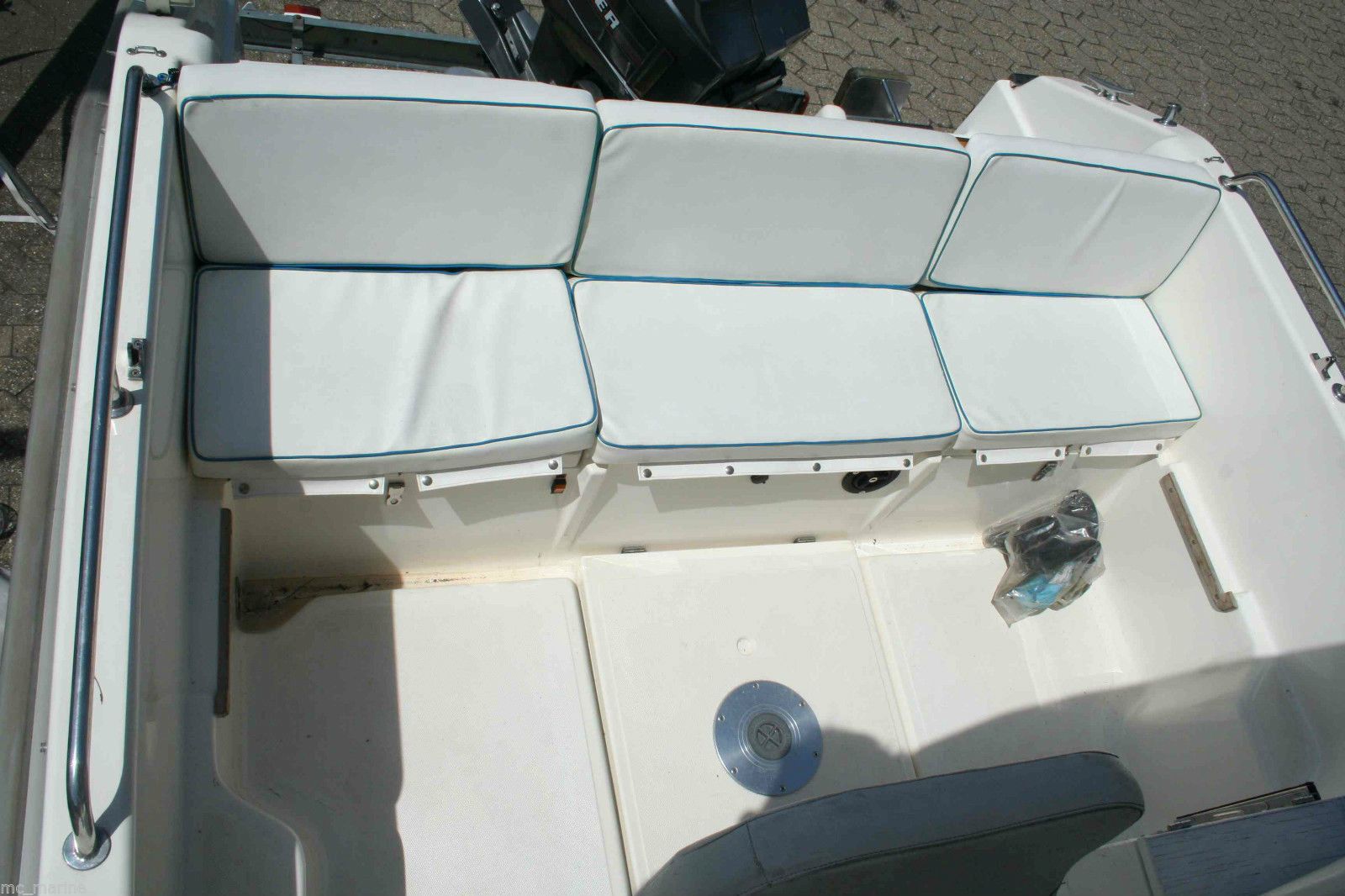 Hille Sportboot 560 Cabin gebraucht mit Trailer Motorboot boat