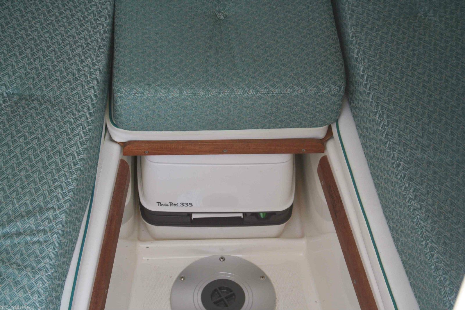 Hille Sportboot 560 Cabin gebraucht mit Trailer Motorboot boat