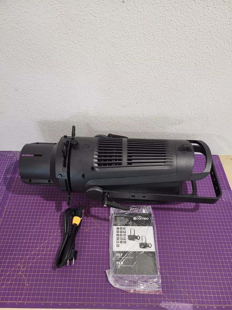 Cameo CLP2D LED Profile Spotlight Daylight