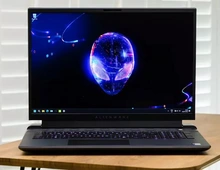 Alienware Laptop M18 R2 i9-14900HX