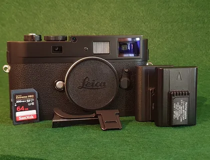 Leica M Monochrom CCD ( M9-M ) NEW Sensor 2970 Klicks