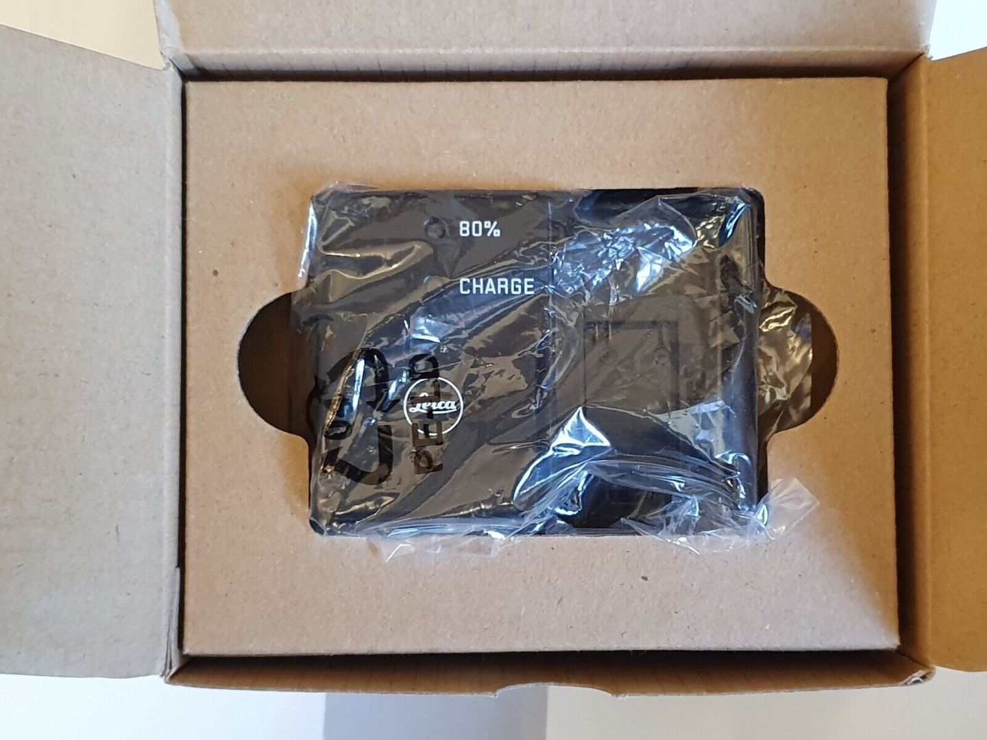 Leica M Monochrom CCD ( M9-M ) NEW Sensor 2970 Klicks