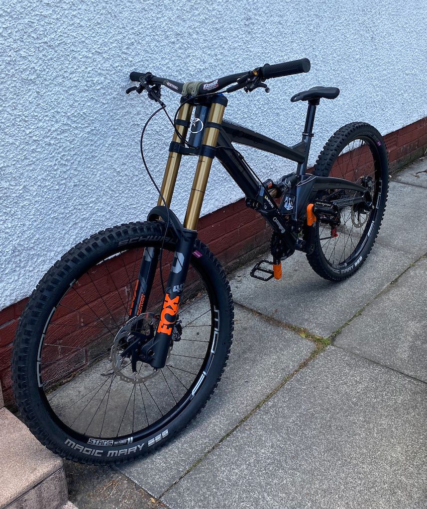 Canyon Spectral CF 8 CLLCTV 2024