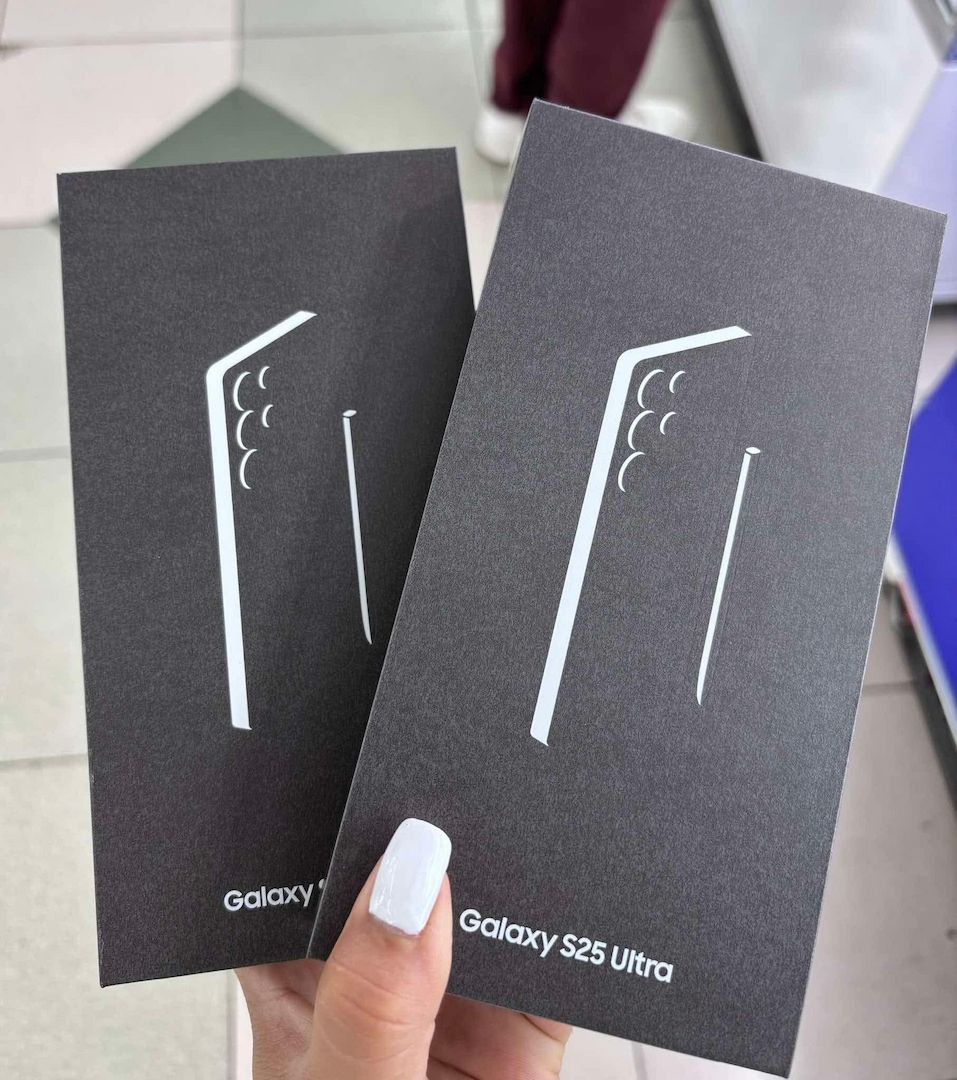 Apple iPhone 16 Pro Max, iPhone 16 Pro, iPhone 16, 16 Plus, 15 Pro Max, Samsung Galaxy S25 Ultra