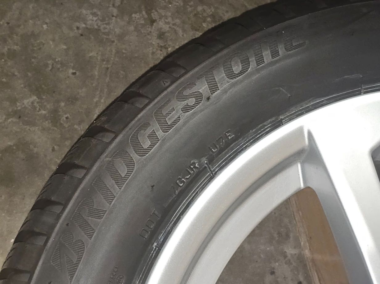 4x Audi A4 8W Winterräder 17" 8W0601025P 225/50 R17 5,5mm