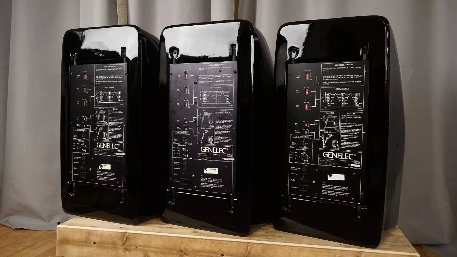 Genelec Triamp 1022A