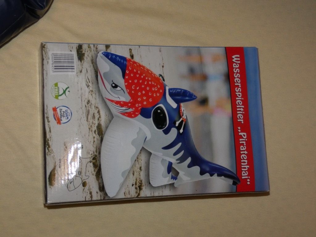 Suche Schwimmtier aufblasbar Wehncke/ Happy People Hai  verkauft mir bitte