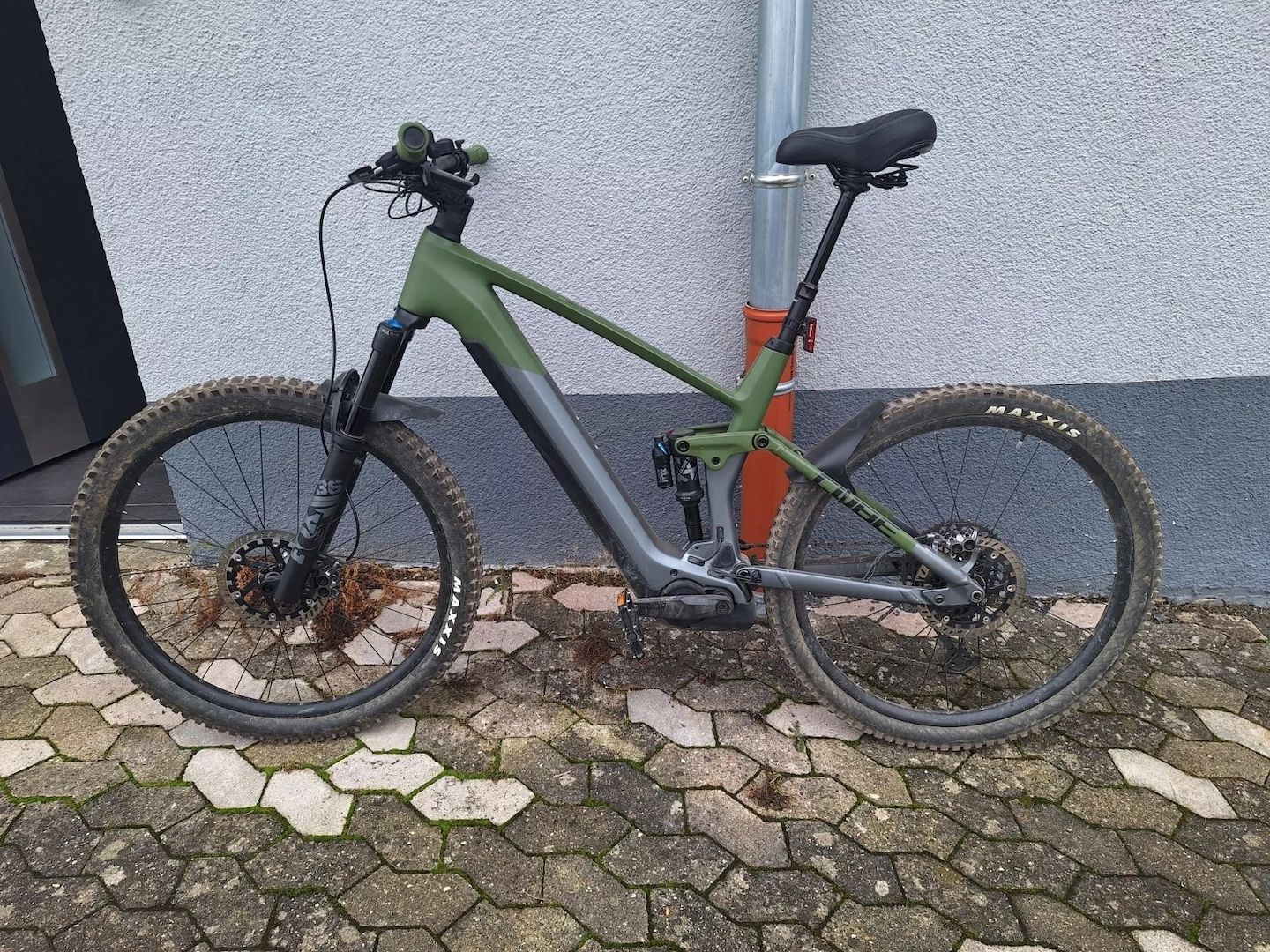 Cube Stereo Hybrid 140 TM 750watt XL mit nur 500km!