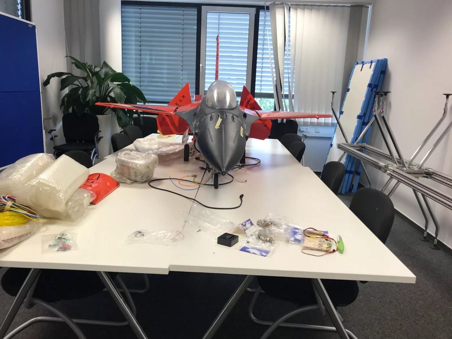 Mega Preissturz F16 1/4.6 scale Jet von FLY EAGLE JET