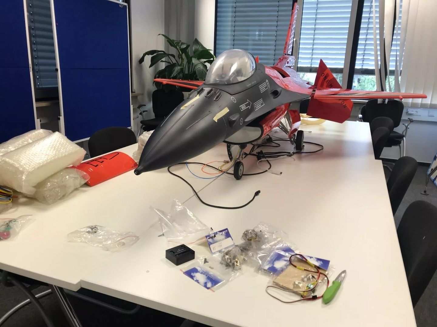 Mega Preissturz F16 1/4.6 scale Jet von FLY EAGLE JET