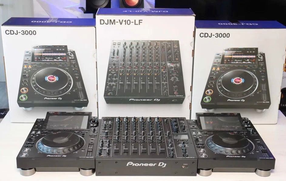 Pioneer CDJ-3000, Pioneer DJM-A9, Pioneer CDJ-2000NXS2, Pioneer DJM-900NXS2, Pioneer DJM-V10-LF