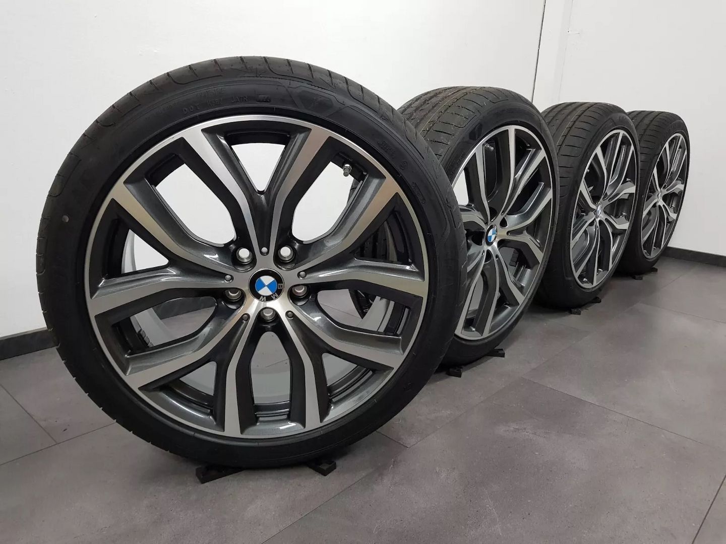BMW Sommerreifen 19 Zoll Felgen X1 F48 X2 F39 511 Sommerräder BMW Sommerreifen 19 Zoll Felgen X1 F48 X2 F39 511 Sommerräder