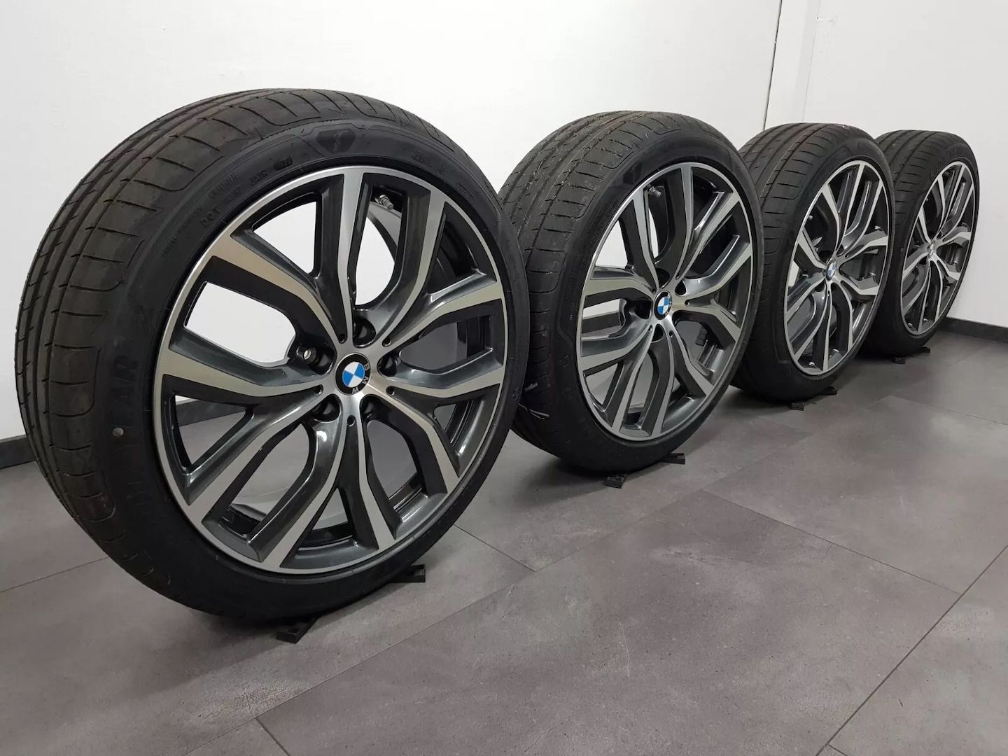 BMW Sommerreifen 19 Zoll Felgen X1 F48 X2 F39 511 Sommerräder BMW Sommerreifen 19 Zoll Felgen X1 F48 X2 F39 511 Sommerräder