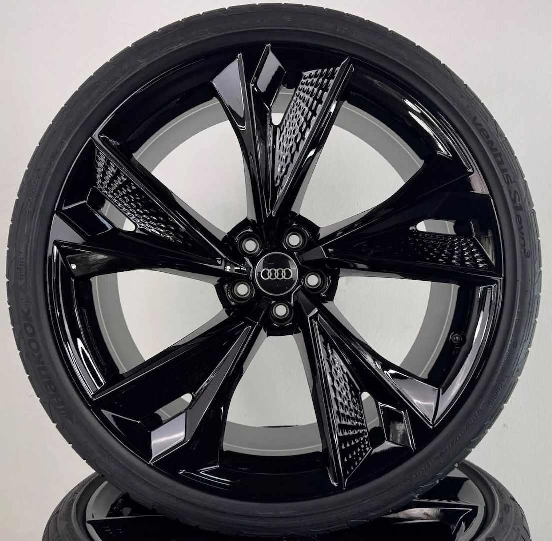 Audi RS6 RS7 4K C8 22 Zoll Felgen