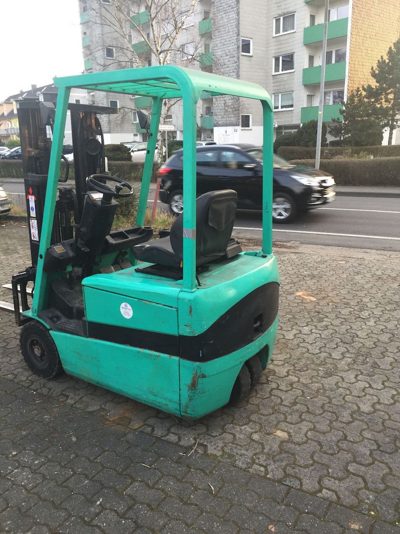 Gabelstapler Elektrostapler Frontstapler Mitsubishi FB16KT Stapler Triplex