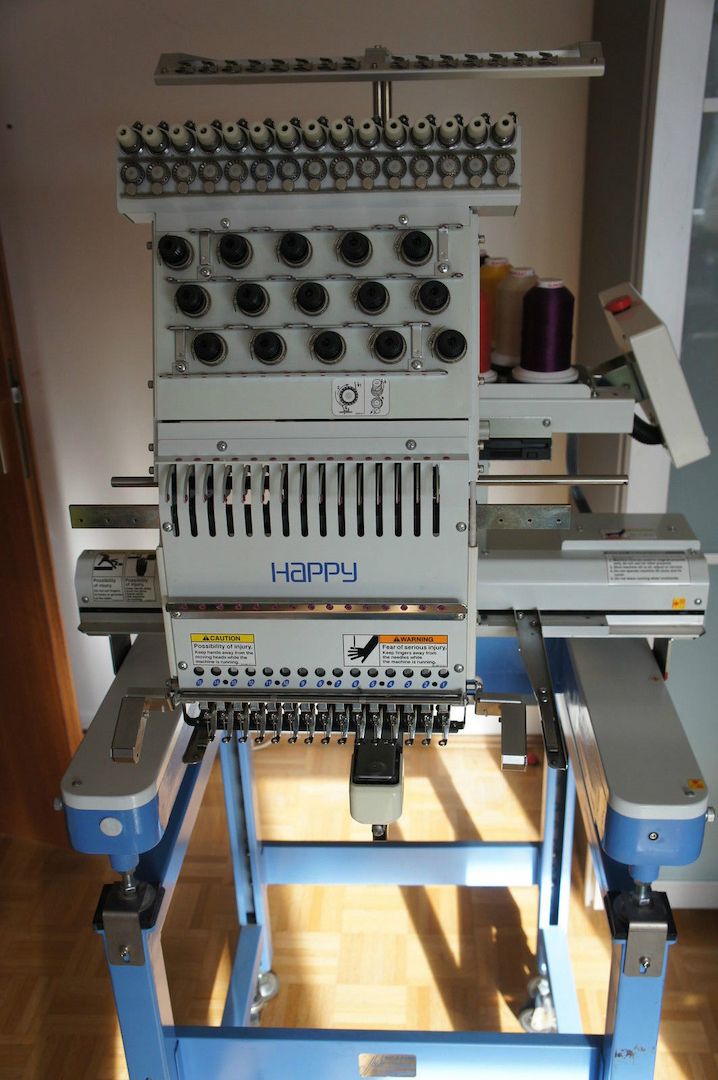 Happy HCD-1501-40 Stickmaschine