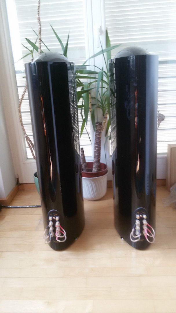 KEF Reference 2032 Lautsprecher in Klavierlack Schwarz Loudspeakers Piano Black