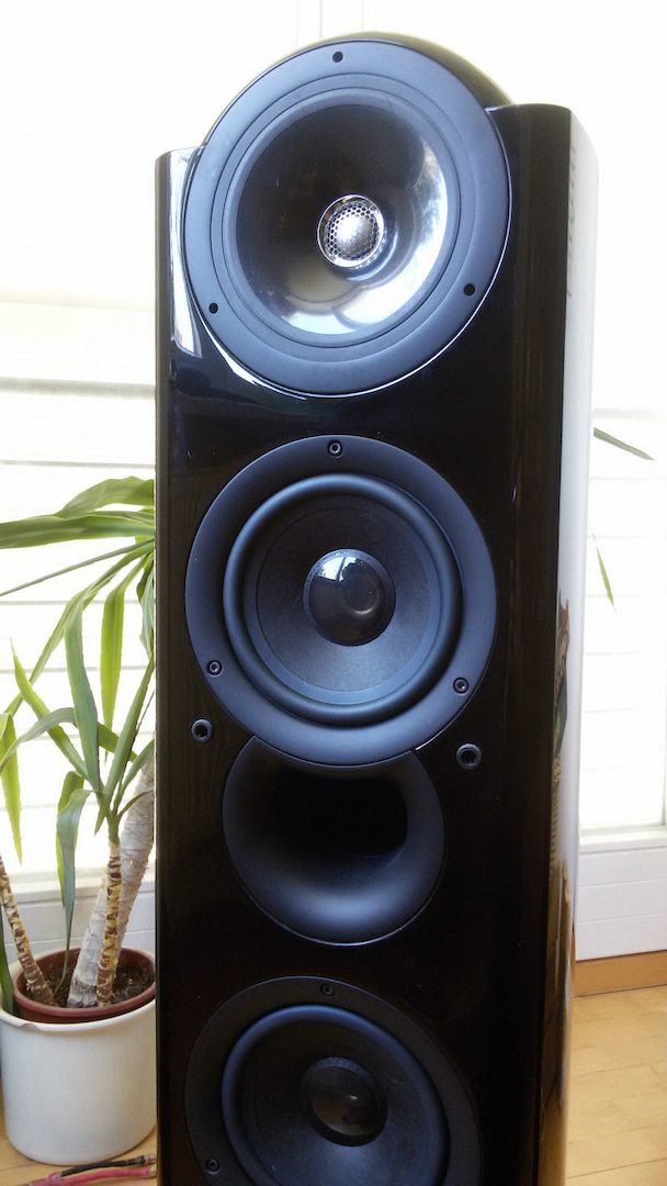 KEF Reference 2032 Lautsprecher in Klavierlack Schwarz Loudspeakers Piano Black