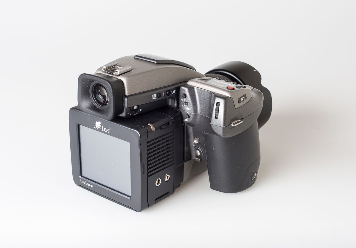 Leaf APTUS 75 33MP Medium Format Digital Back and Hasselblad H1 body