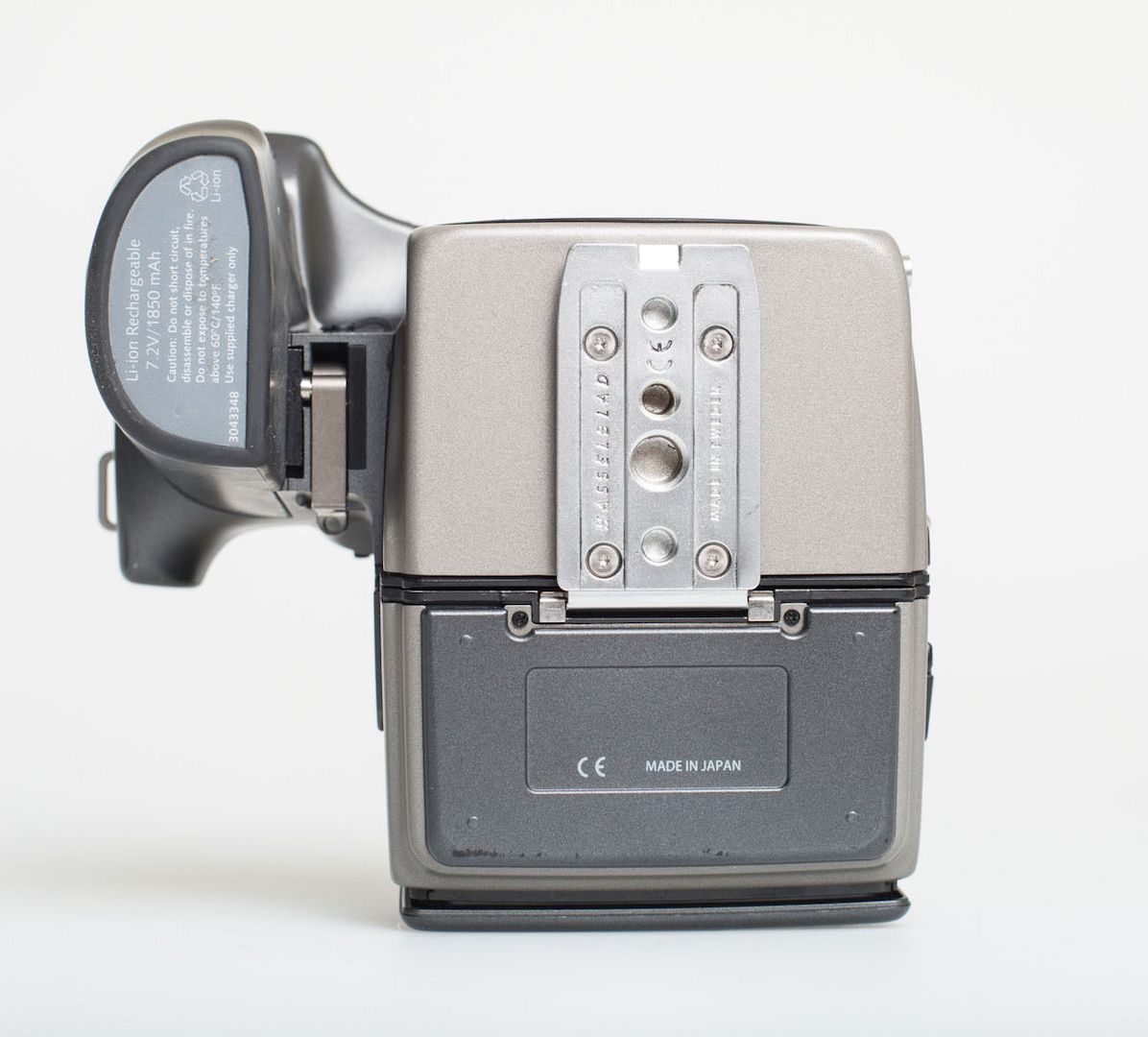 Leaf APTUS 75 33MP Medium Format Digital Back and Hasselblad H1 body