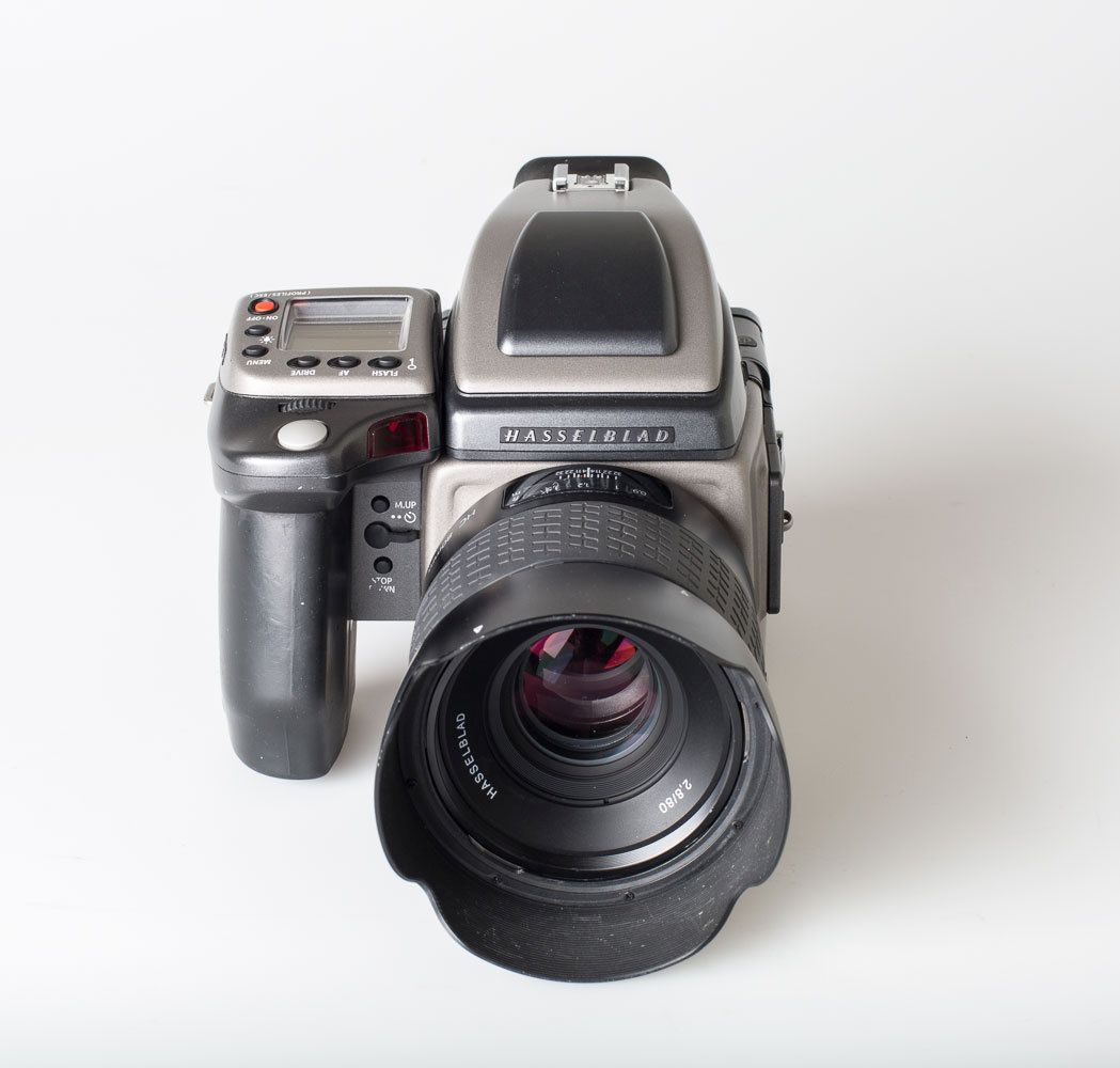 Leaf APTUS 75 33MP Medium Format Digital Back and Hasselblad H1 body