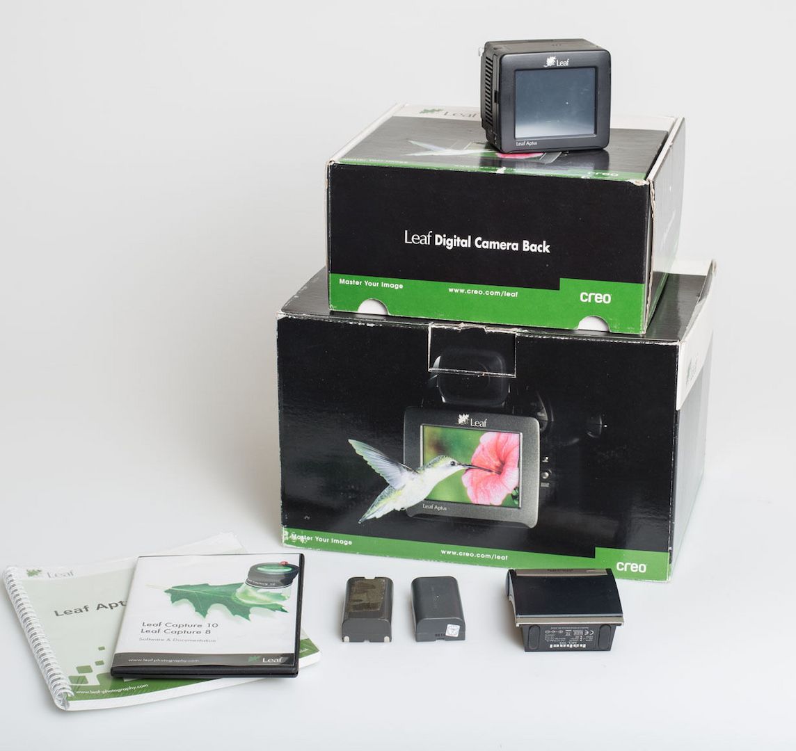 Leaf APTUS 75 33MP Medium Format Digital Back and Hasselblad H1 body