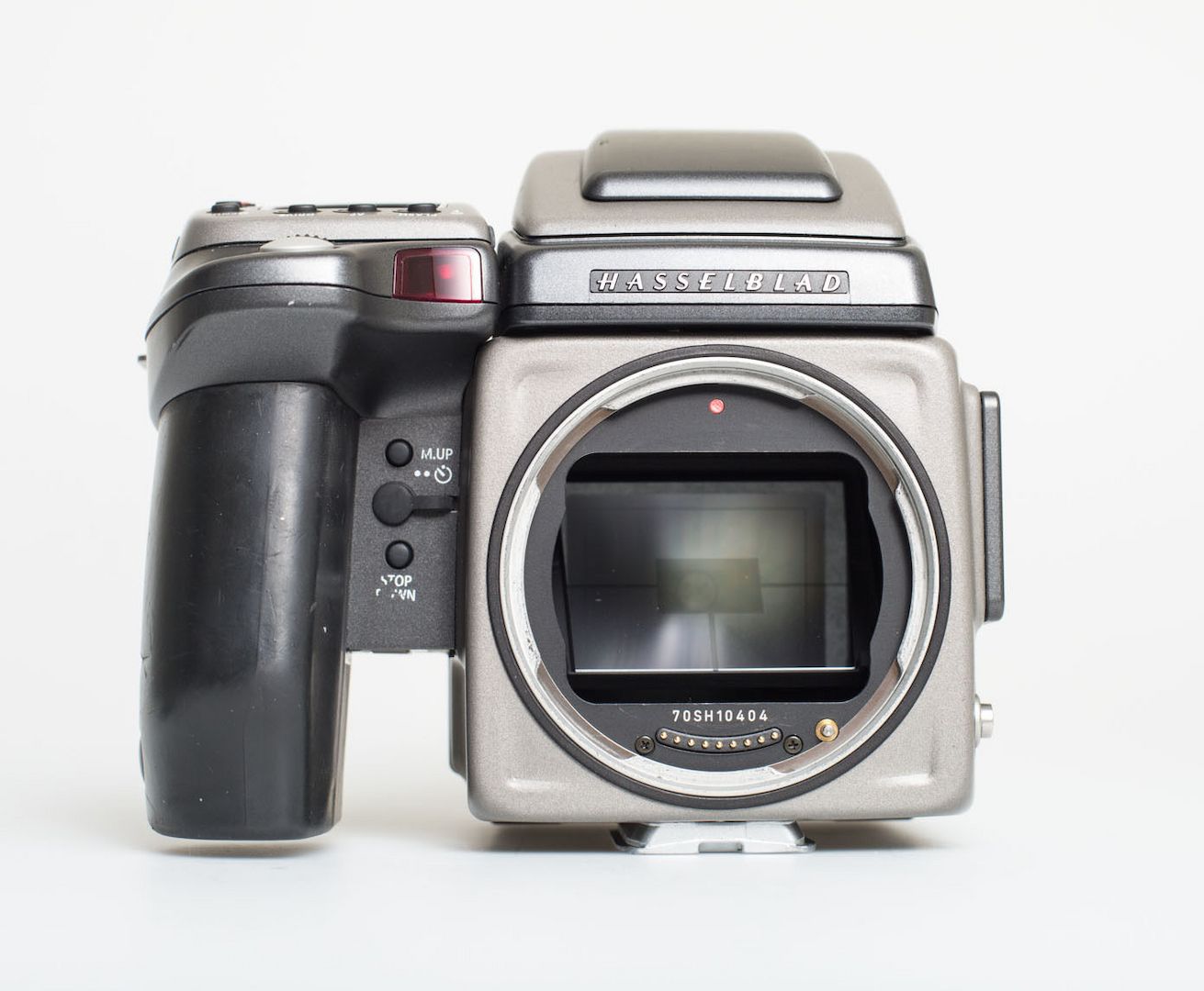 Leaf APTUS 75 33MP Medium Format Digital Back and Hasselblad H1 body