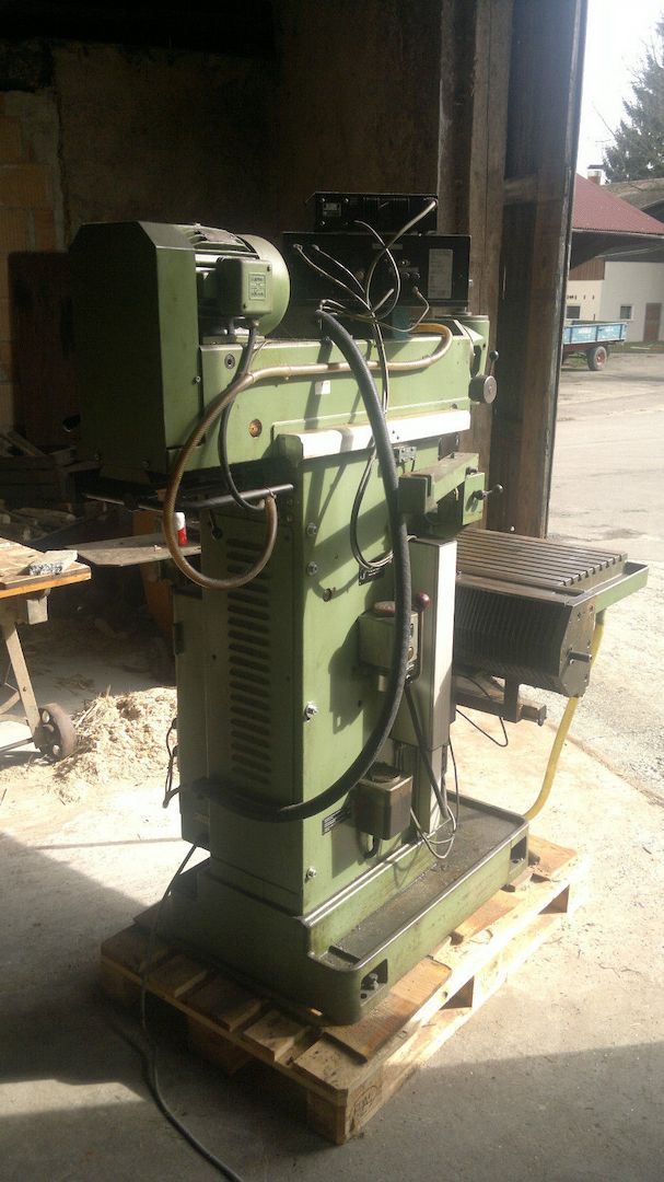 Mikron WF3 Universal Werkzeugfräsmaschine Digital Handrad