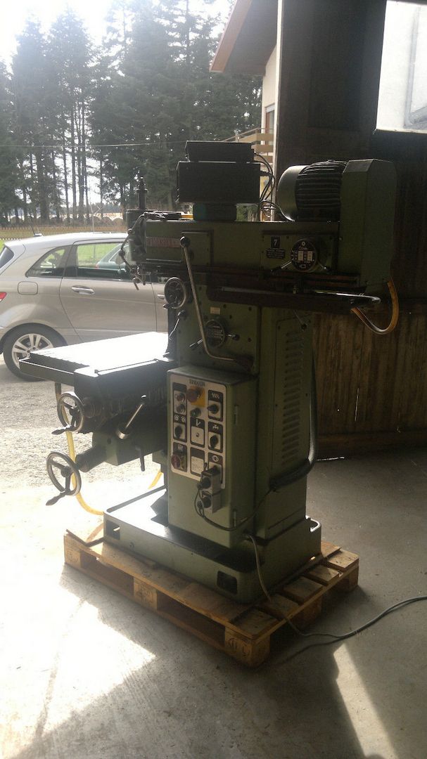 Mikron WF3 Universal Werkzeugfräsmaschine Digital Handrad