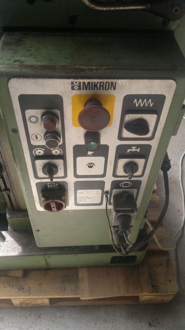 Mikron WF3 Universal Werkzeugfräsmaschine Digital Handrad