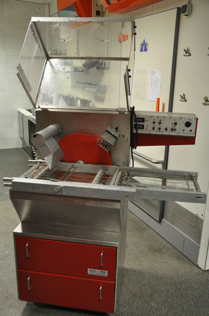 Schokoladen - Überzugsmaschine IKM 305