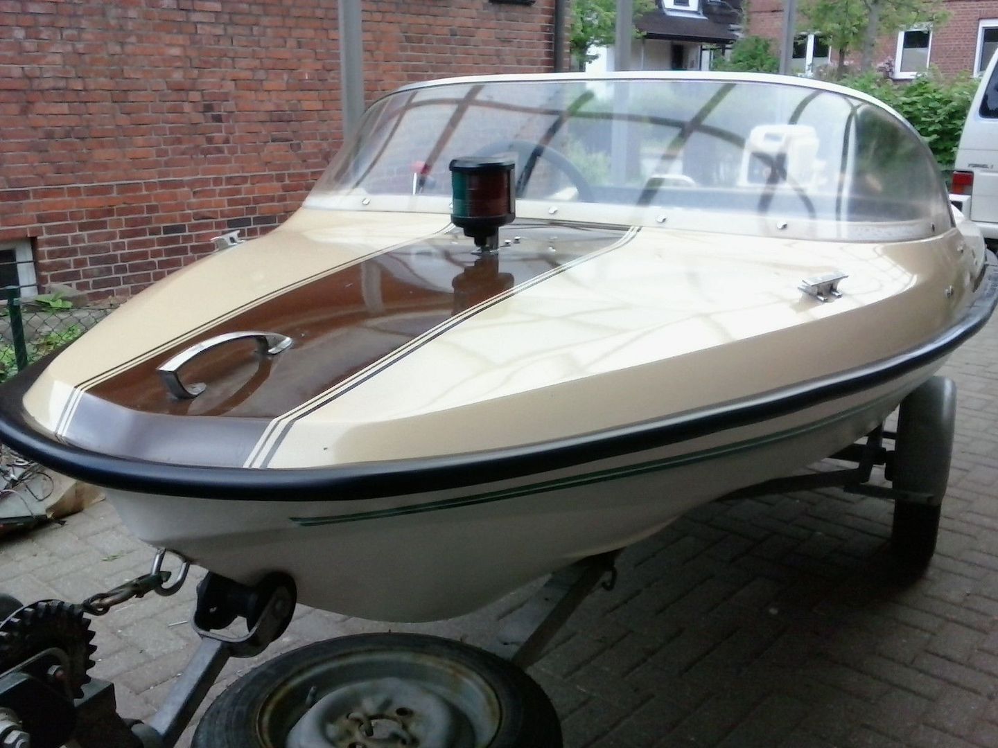 Sportboot, Motorboot Hammermeister Munga mit Johnson 18 PS und Trailer