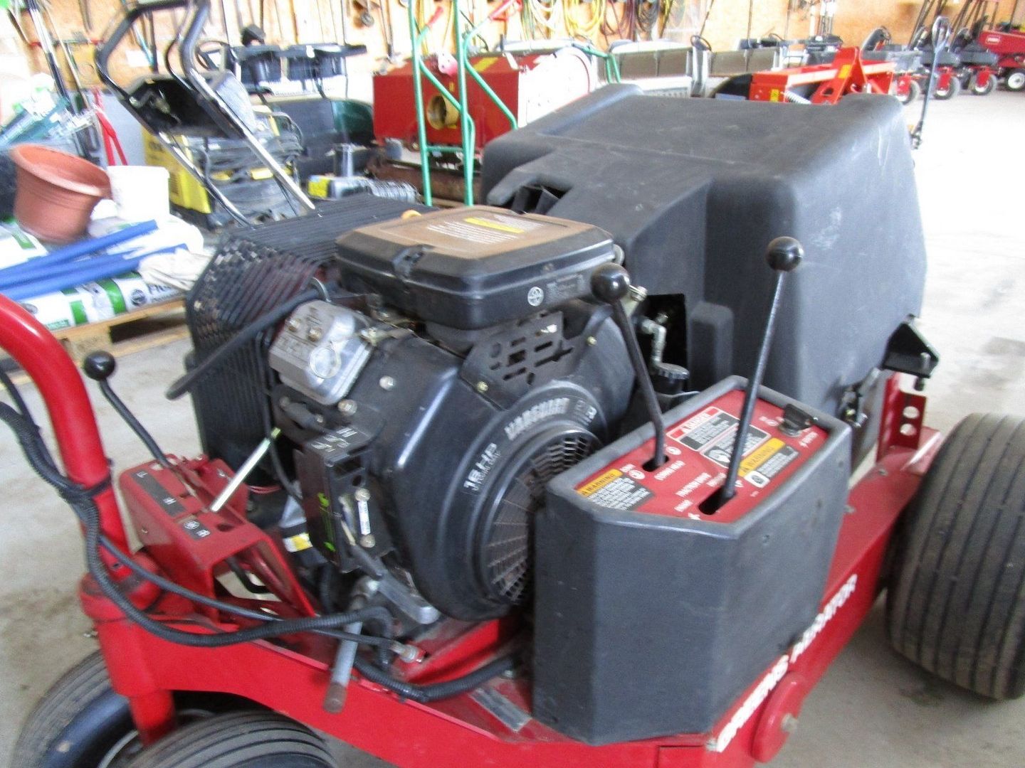 Toro Aerifizierer Rasenpflege, Vertikutierer