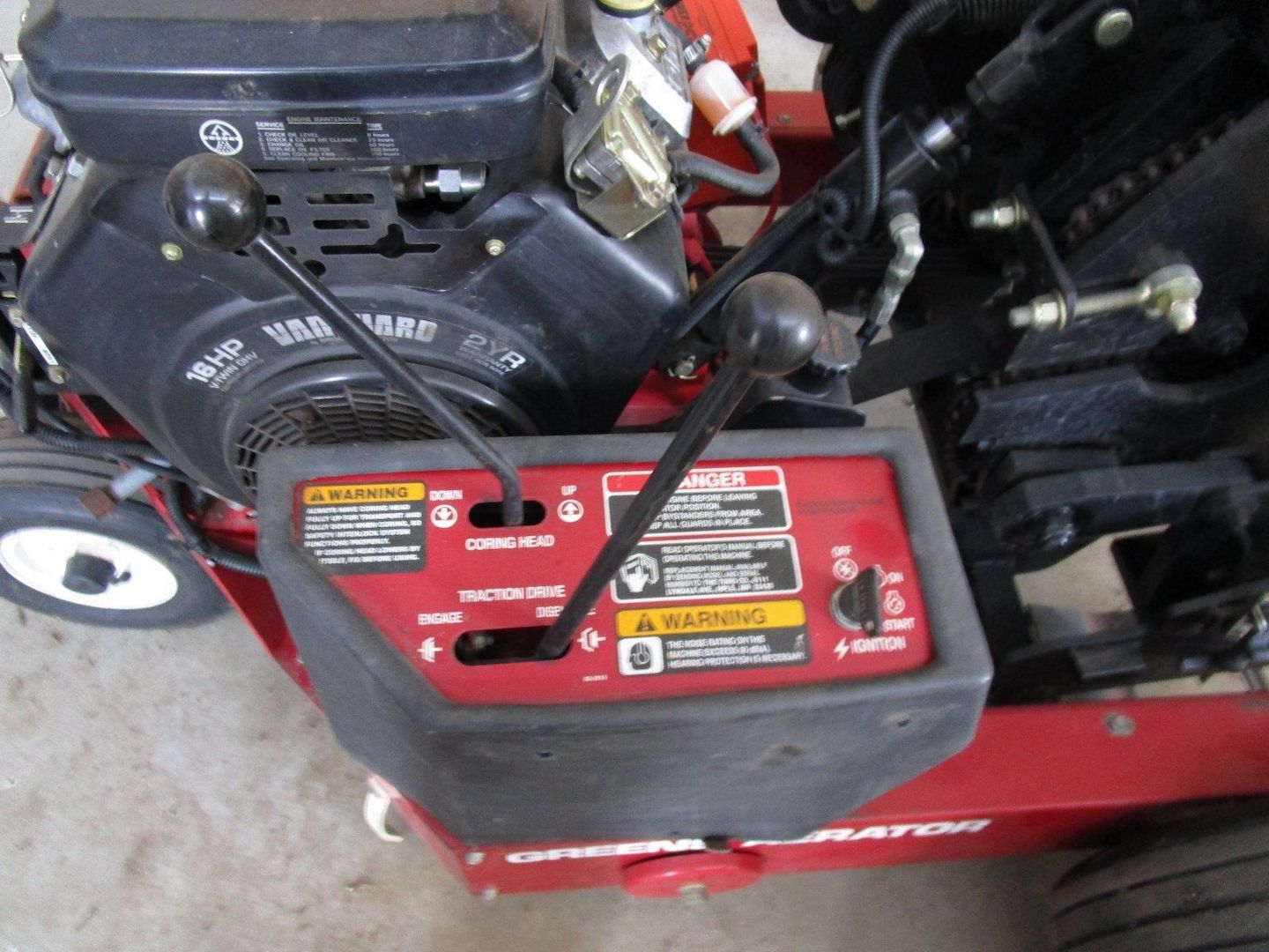 Toro Aerifizierer Rasenpflege, Vertikutierer