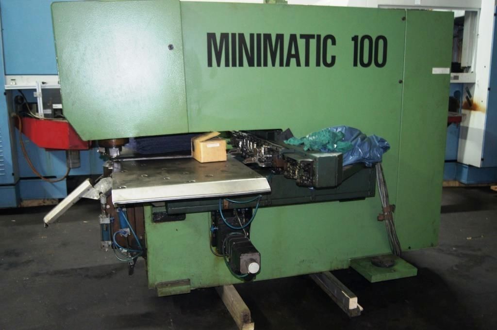 TRUMPF CNC-Stanz- und Nibbelmaschine Trumpf Minimatic