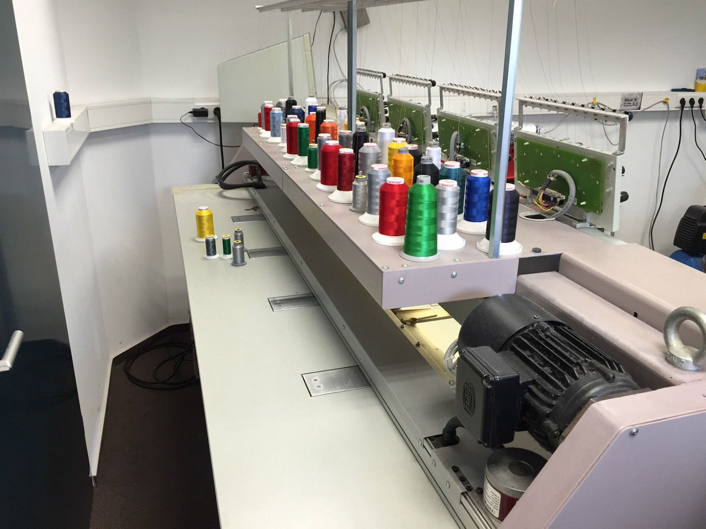 ZSK Stickmaschine Embroidery 4 Kopf