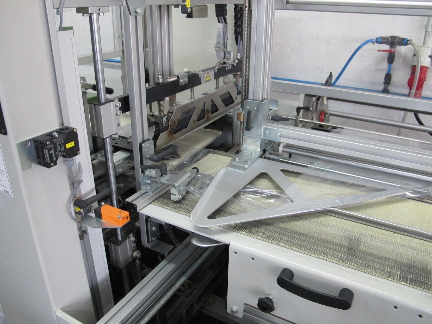 Einschweißmaschine BVM Compacta 5010