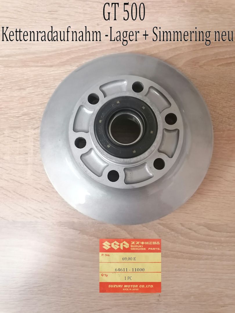 Suzuki GT 500 - T 500 Kettenradaufnahme