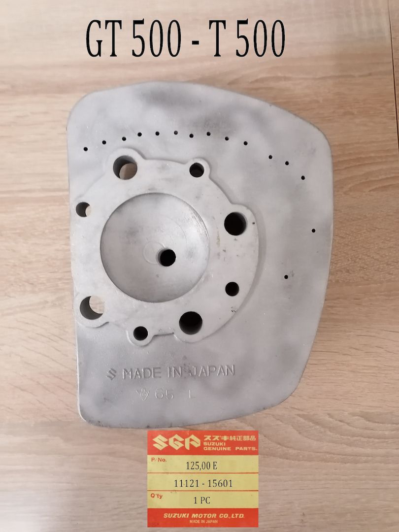 Suzuki GT 500 - T500 Zylinderkopf links