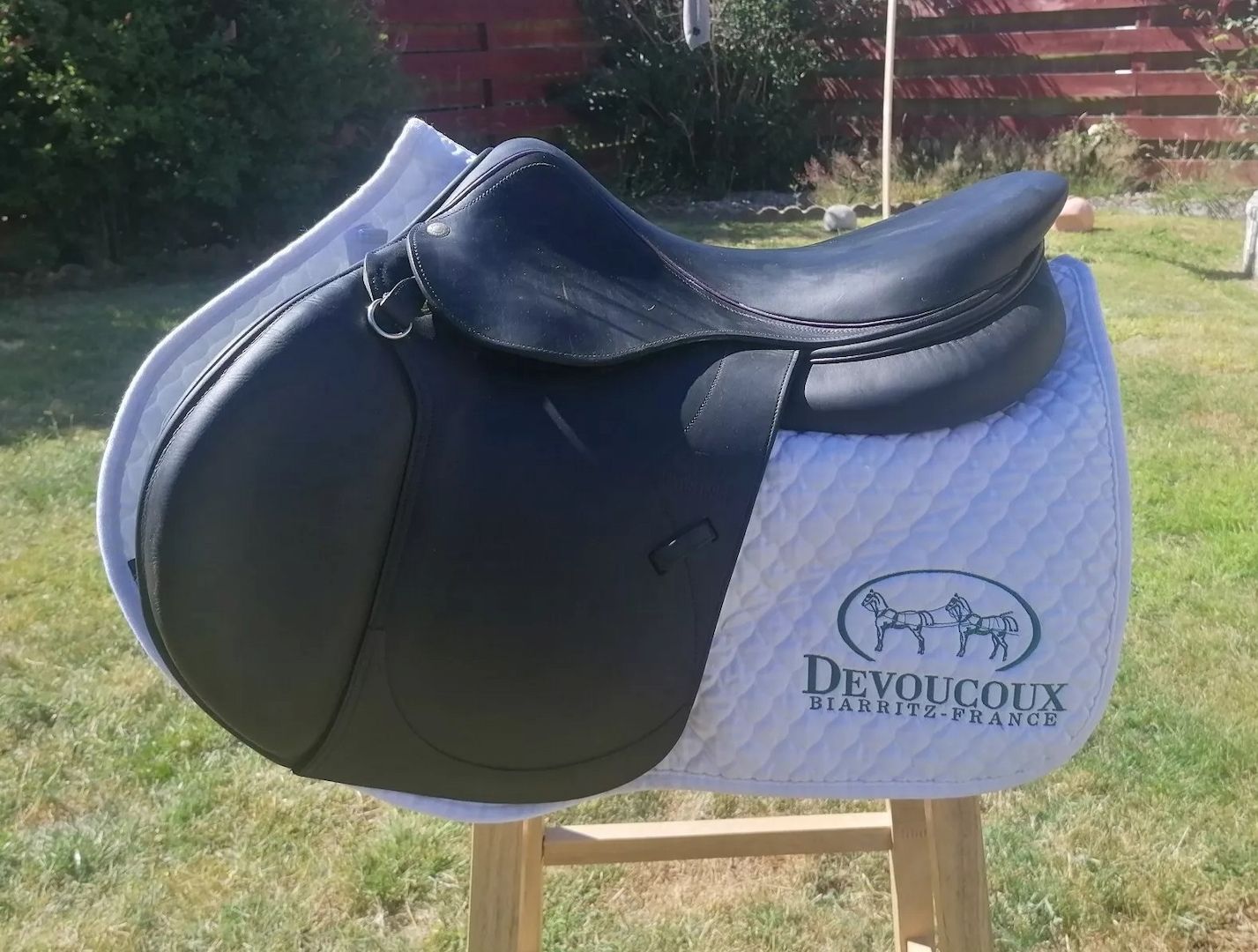 Devoucoux Nahkontakt Sprung 17,5 ", 2A Klappe, Arcade Normal, D3D -Panel