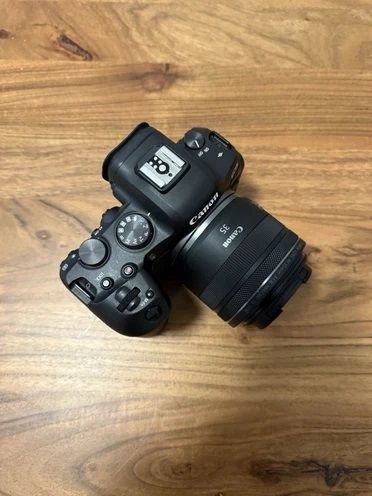 Cannon R6 mit 35mm Objektiv + Zubehör