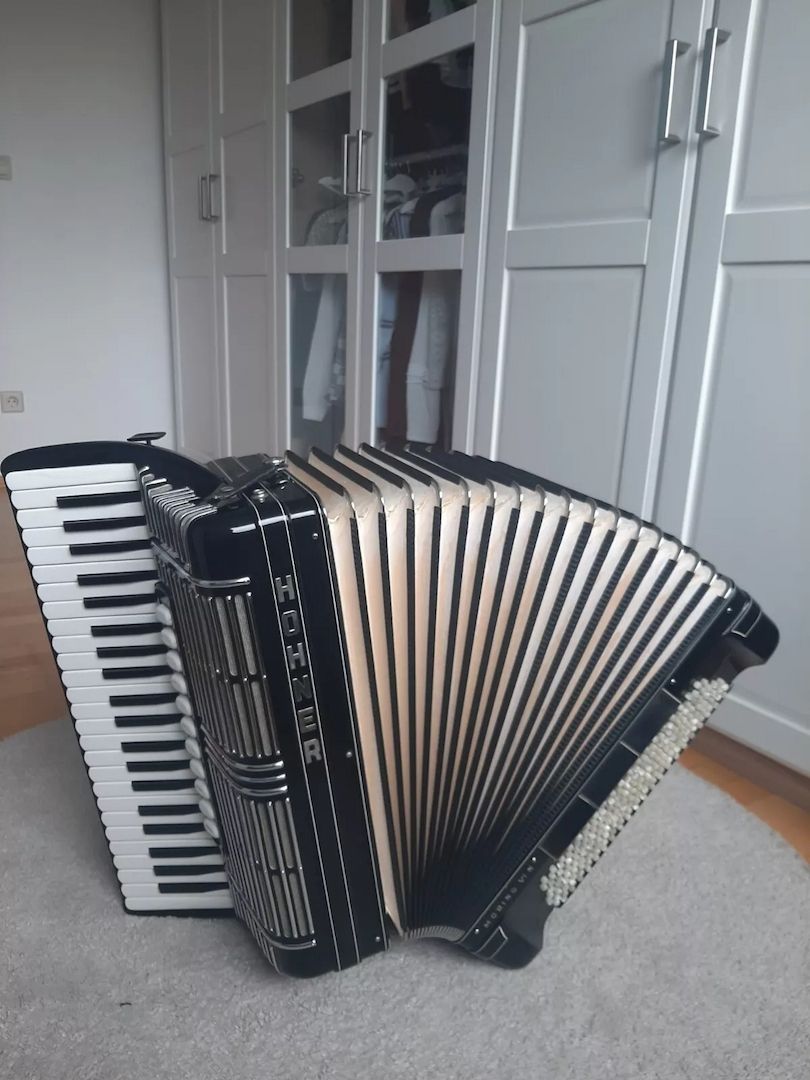 Hohner Morino VI N Akkordeon