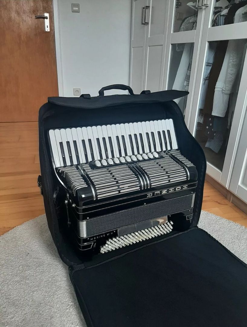 Hohner Morino VI N Akkordeon