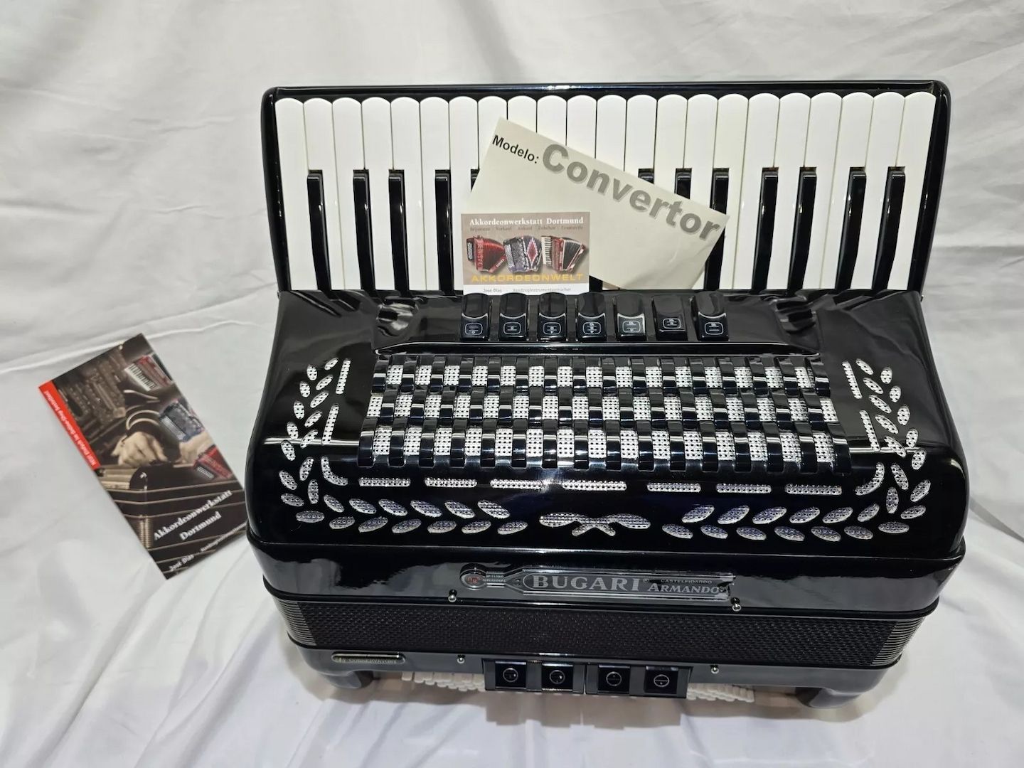 Bugari Conservatory  Convertor 96/37 Akkordeon